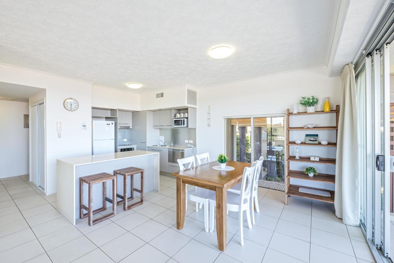 On The Beach Resort Bribie Island Woorim Exterior foto