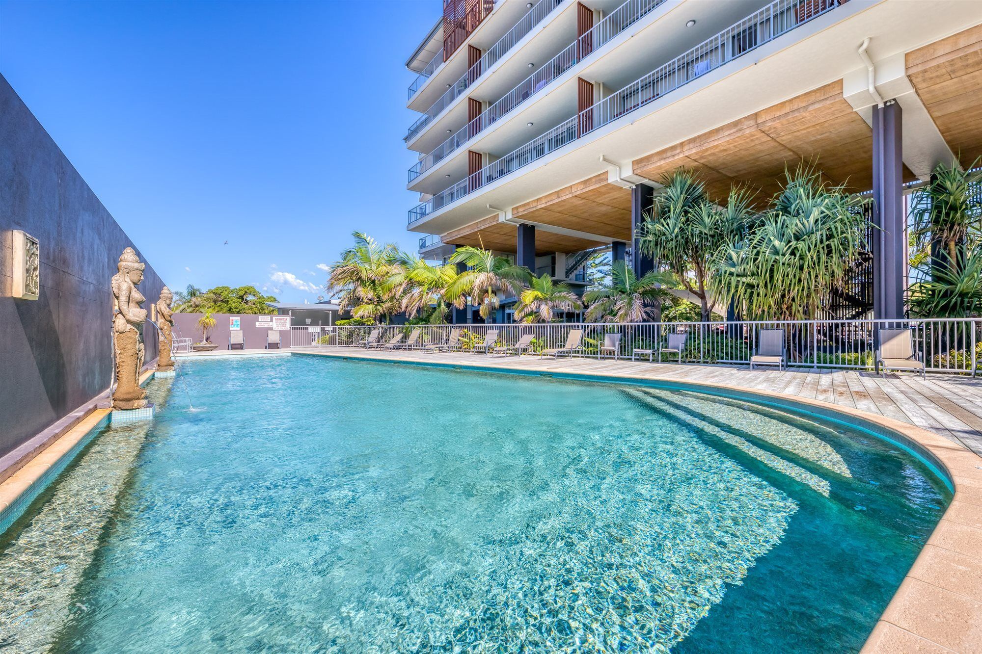 On The Beach Resort Bribie Island Woorim Exterior foto